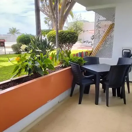 Full Appt Atlanta Peaceful Garden With Pool Апартаменты
